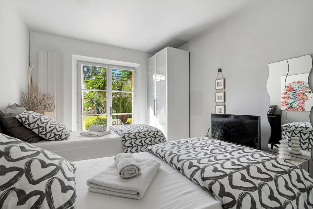 Grande Villa St-Tropez Area Avec Piscine Chauffee กาสแซ็ง ภายนอก รูปภาพ