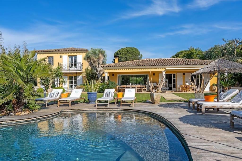 Grande Villa St-Tropez Area Avec Piscine Chauffee กาสแซ็ง ภายนอก รูปภาพ