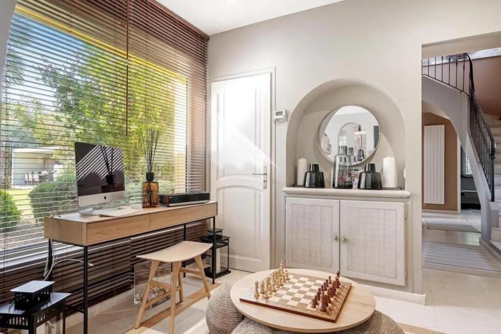Grande Villa St-Tropez Area Avec Piscine Chauffee กาสแซ็ง ภายนอก รูปภาพ