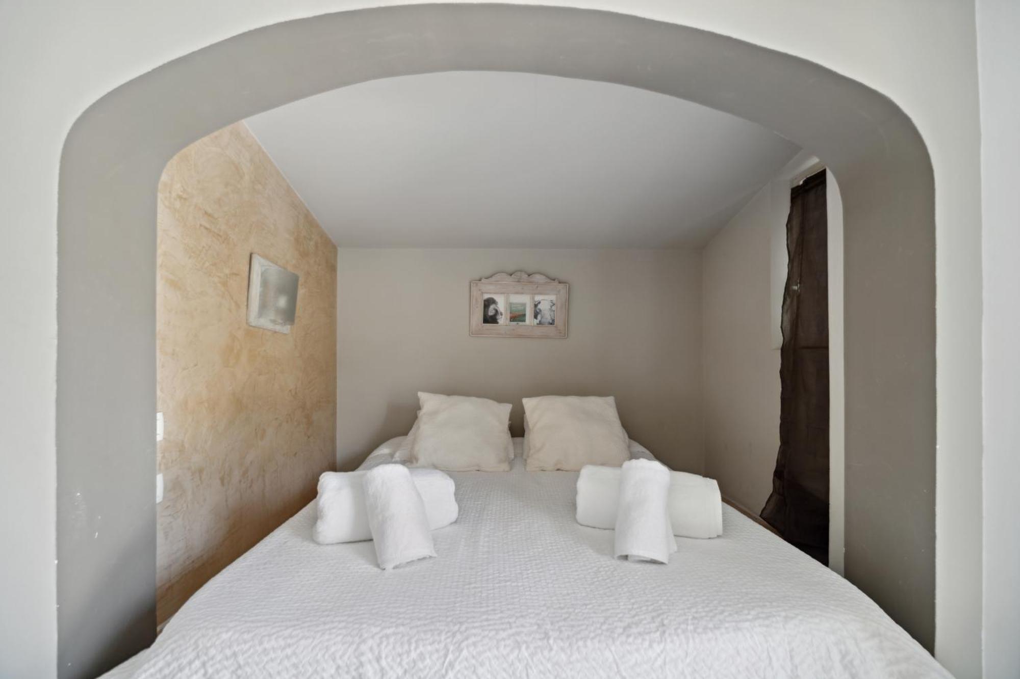 Grande Villa St-Tropez Area Avec Piscine Chauffee กาสแซ็ง ภายนอก รูปภาพ