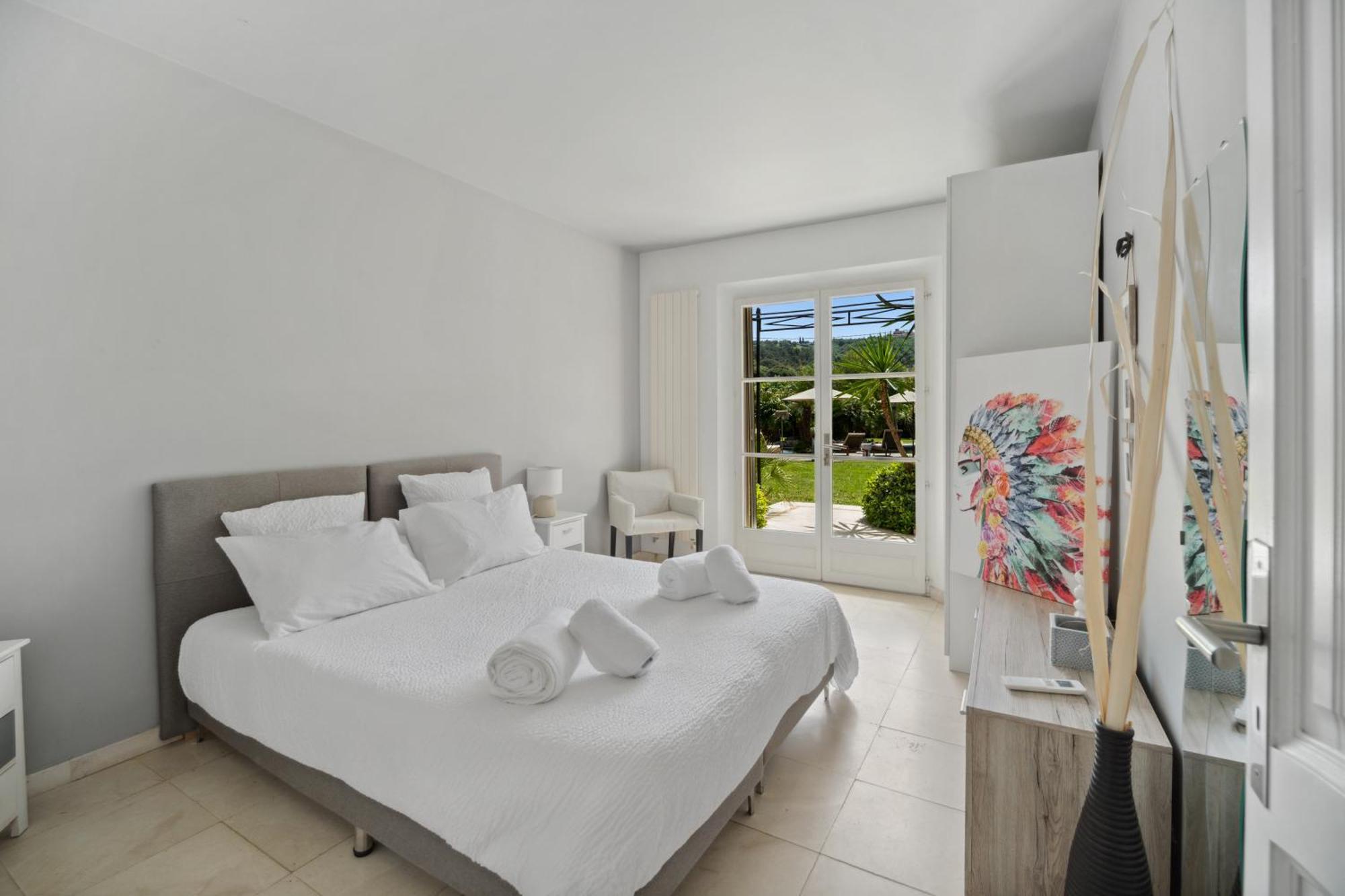 Grande Villa St-Tropez Area Avec Piscine Chauffee กาสแซ็ง ภายนอก รูปภาพ